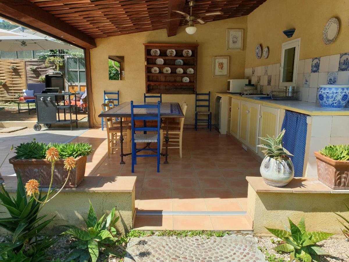 Domaine Du Lac De La Vallee La Roquette-sur-Siagne Екстериор снимка