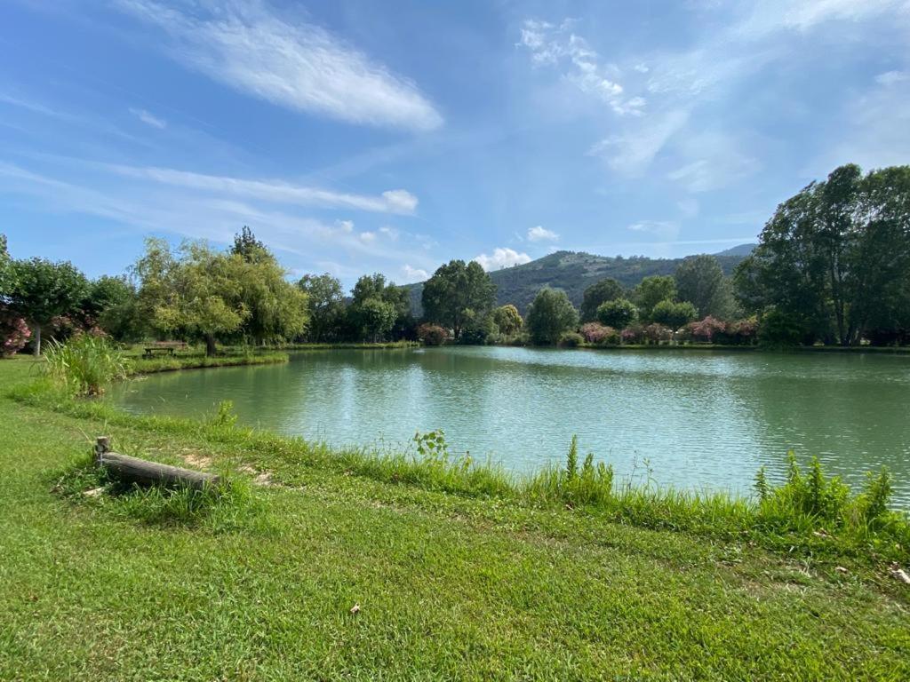 Domaine Du Lac De La Vallee La Roquette-sur-Siagne Екстериор снимка