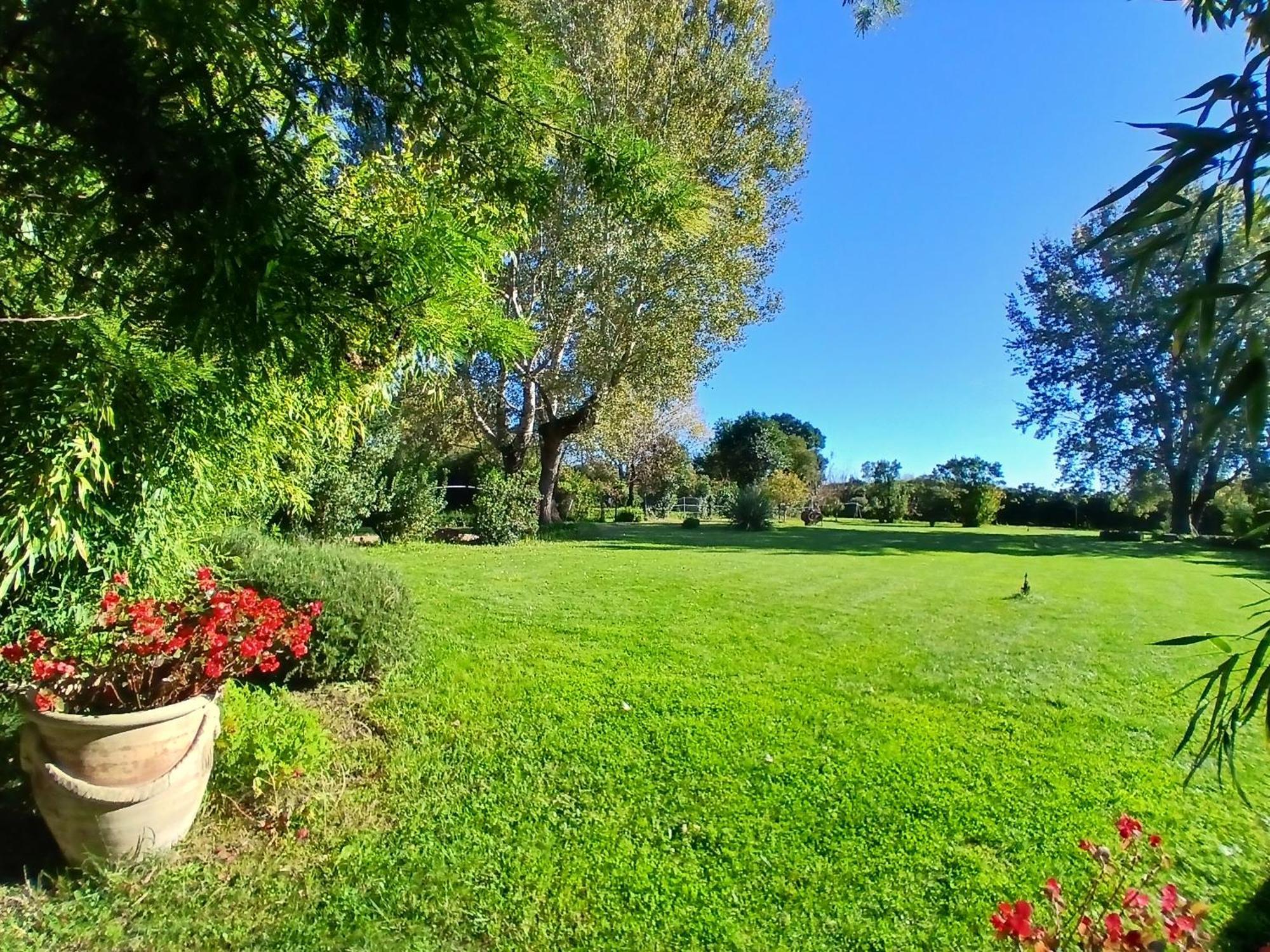 Domaine Du Lac De La Vallee La Roquette-sur-Siagne Екстериор снимка